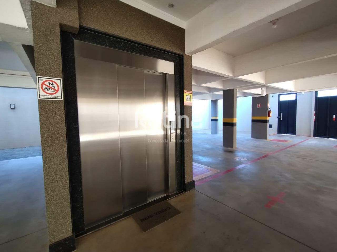Apartamento para alugar, 2 quartos em Uberlândia no bairro Novo Mundo no valor de R$ 1.800,00 - Rotina Imobiliária: 