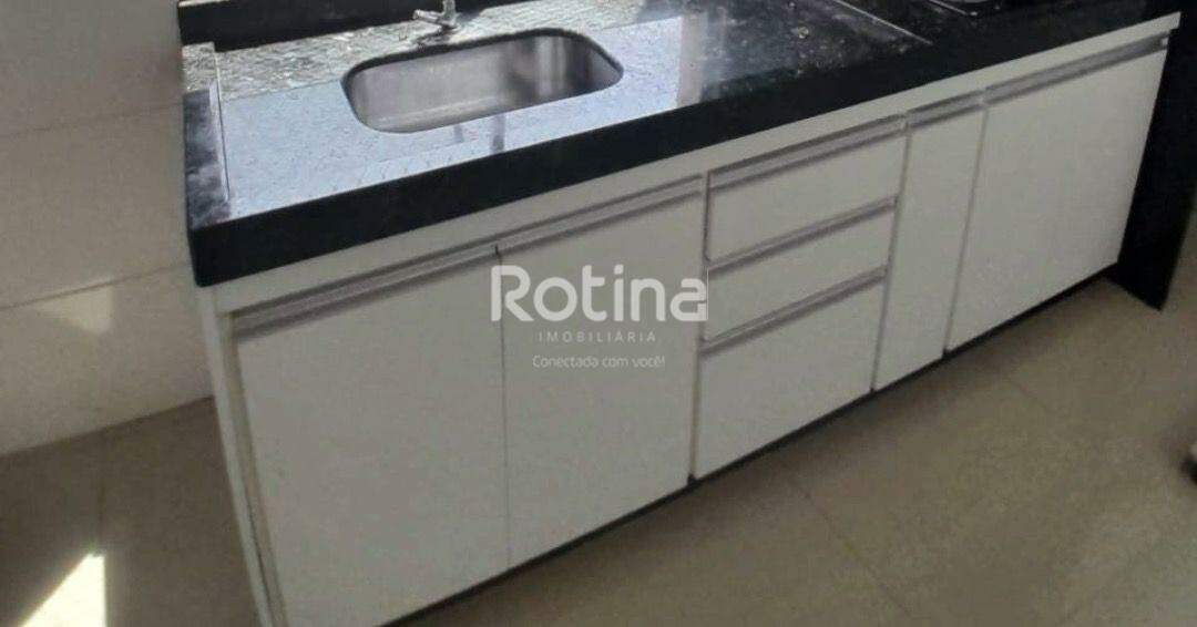 Apartamento para alugar, 2 quartos em Uberlândia no bairro Jardim Holanda no valor de R$ 770,00 - Rotina Imobiliária: 