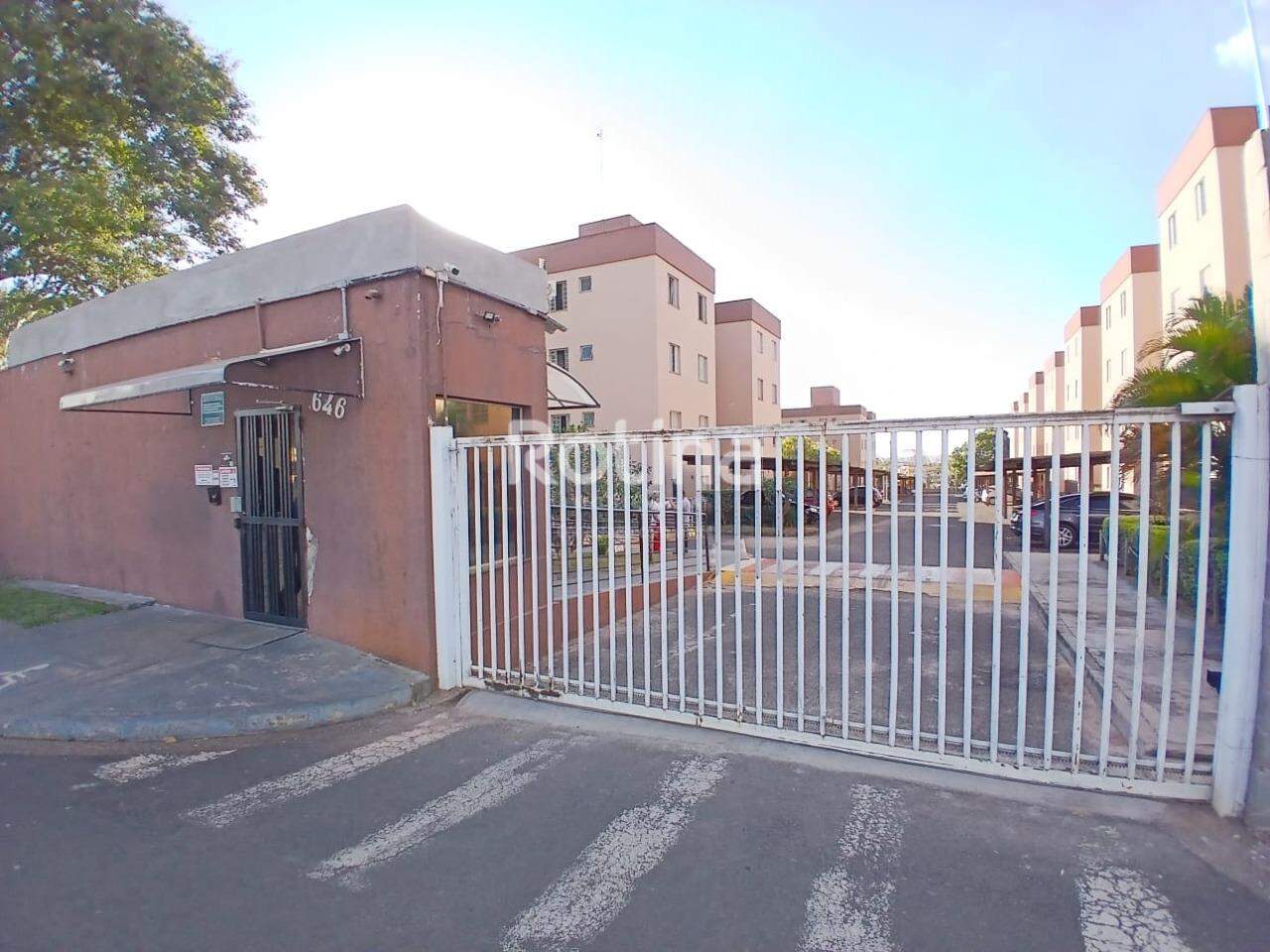 Apartamento para alugar, 2 quartos em Uberlândia no bairro Laranjeiras no valor de R$ 1.000,00 - Rotina Imobiliária: 