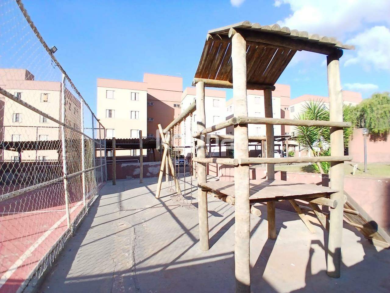 Apartamento para alugar, 2 quartos em Uberlândia no bairro Laranjeiras no valor de R$ 1.000,00 - Rotina Imobiliária: 