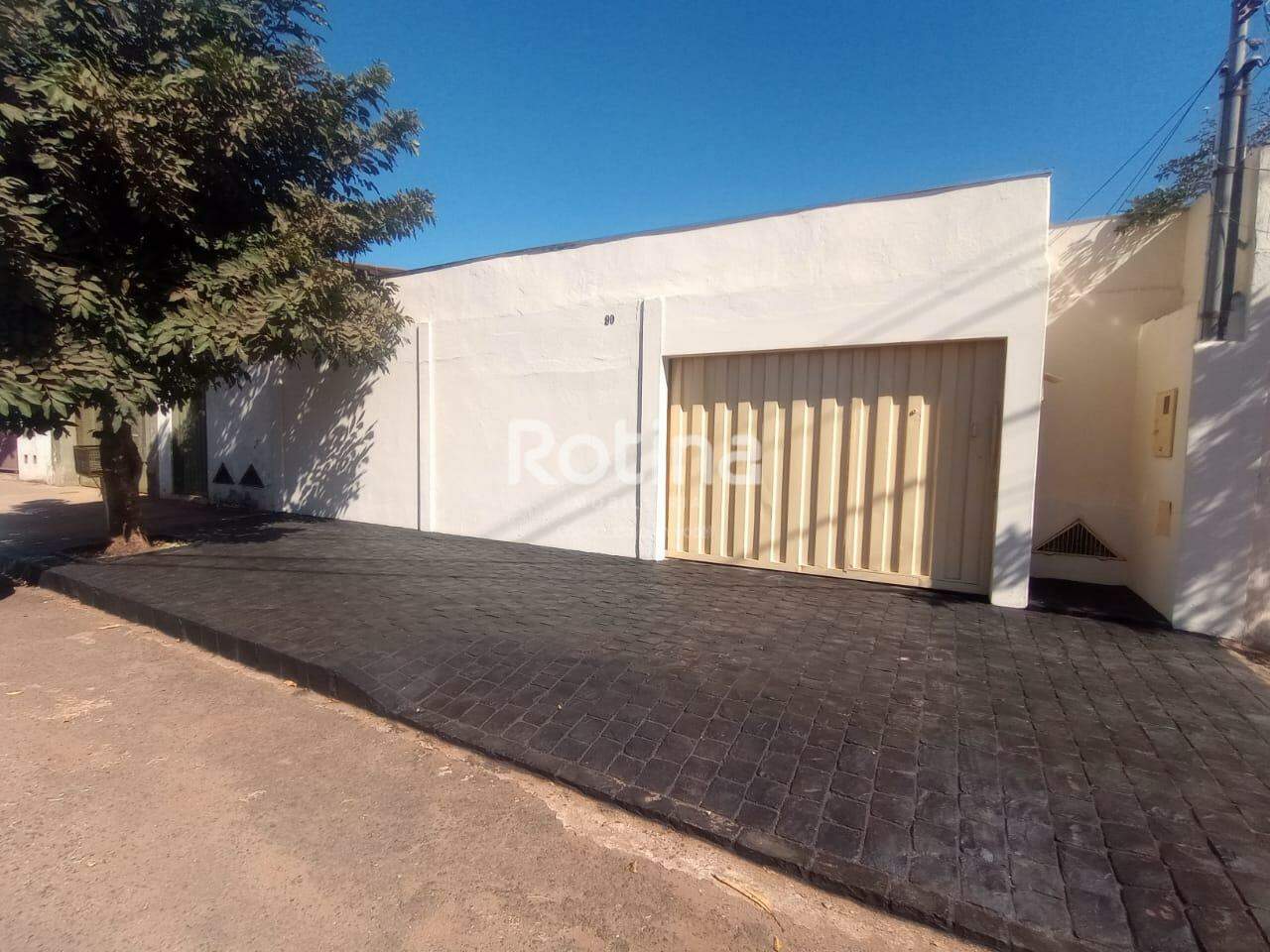 Casa para alugar, 3 quartos em Uberlândia no bairro Segismundo Pereira no valor de R$ 2.470,00 - Rotina Imobiliária: 