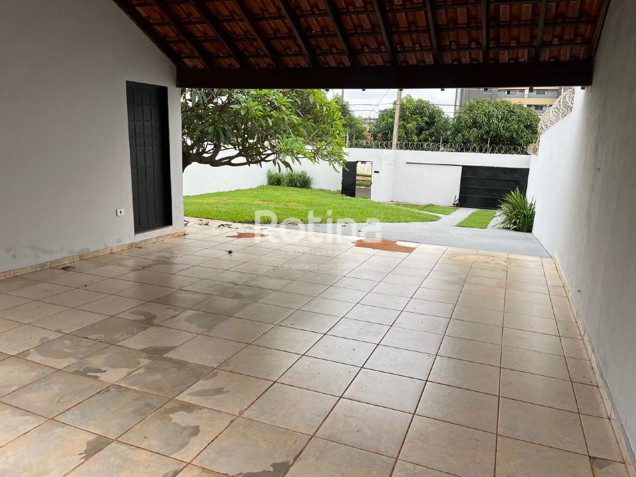 Casa para alugar, 1 quarto em Uberlândia no bairro Patrimônio no valor de R$ 2.350,00 - Rotina Imobiliária: 