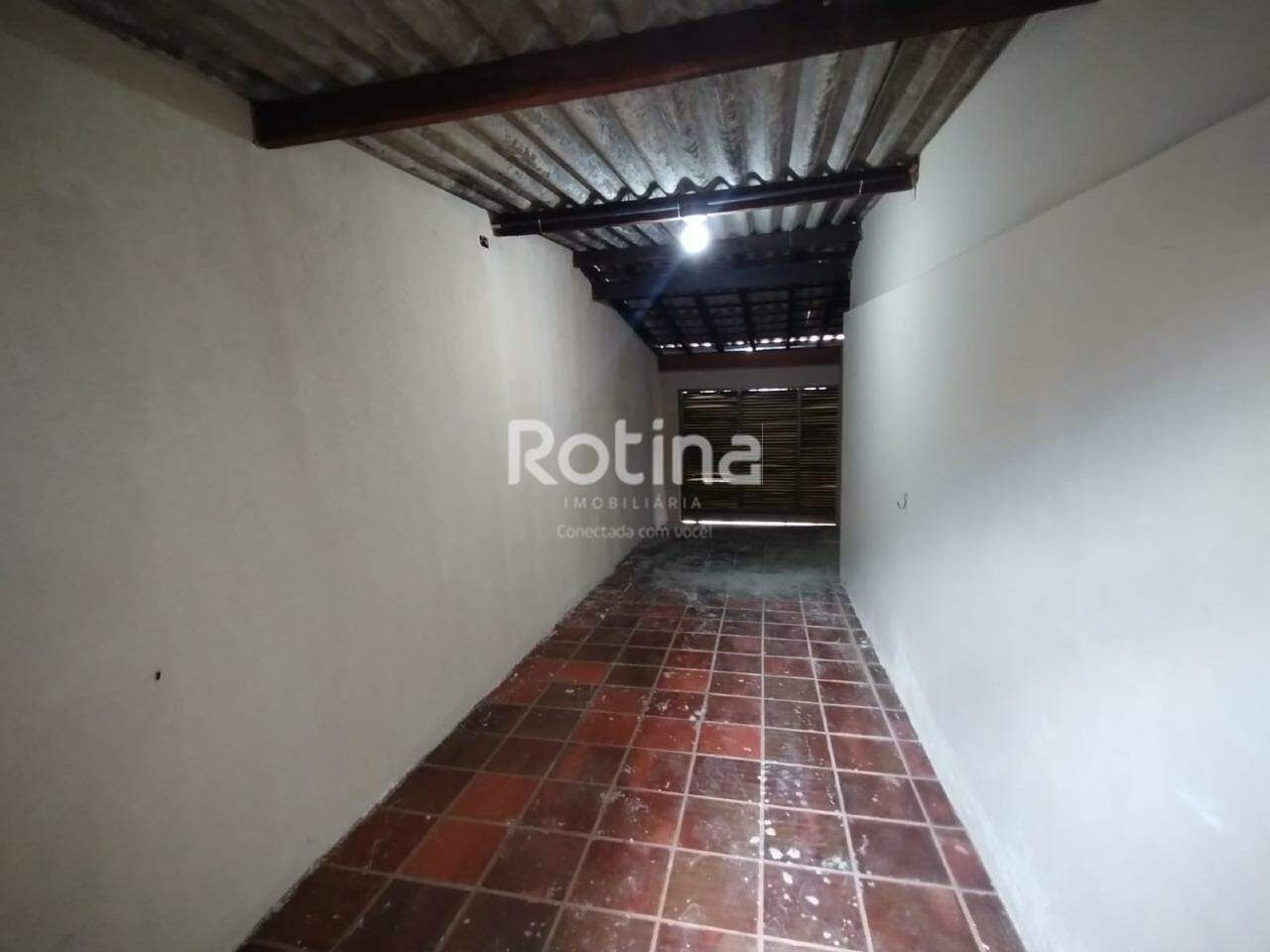 Casa para alugar, 3 quartos em Uberlândia no bairro Lídice no valor de R$ 4.500,00 - Rotina Imobiliária: 