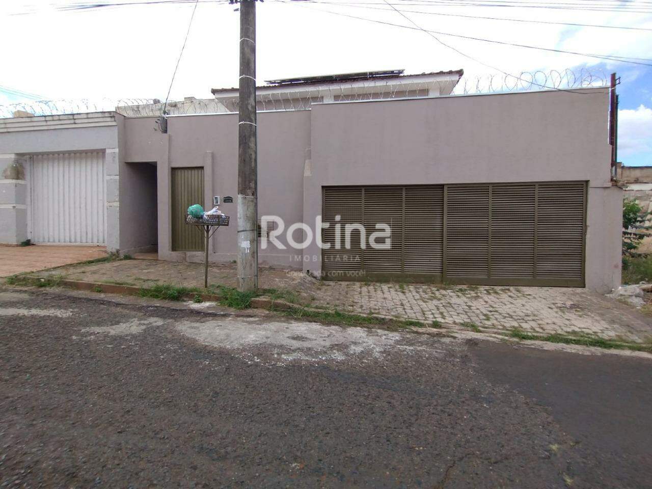 Casa para alugar, 3 quartos em Uberlândia no bairro Lídice no valor de R$ 4.500,00 - Rotina Imobiliária: 