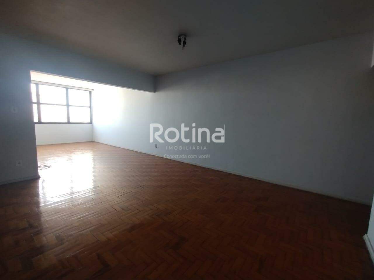 Apartamento para alugar, 3 quartos em Uberlândia no bairro Centro no valor de R$ 1.500,00 - Rotina Imobiliária: 