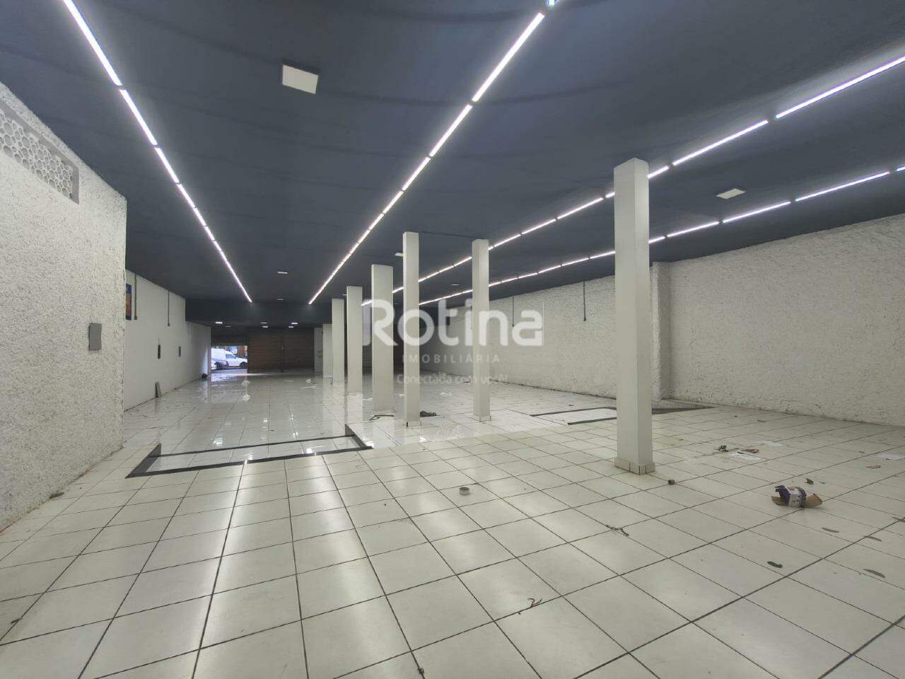 Loja para alugar, em Uberlândia no bairro Centro no valor de R$ 40.000,00 - Rotina Imobiliária: 