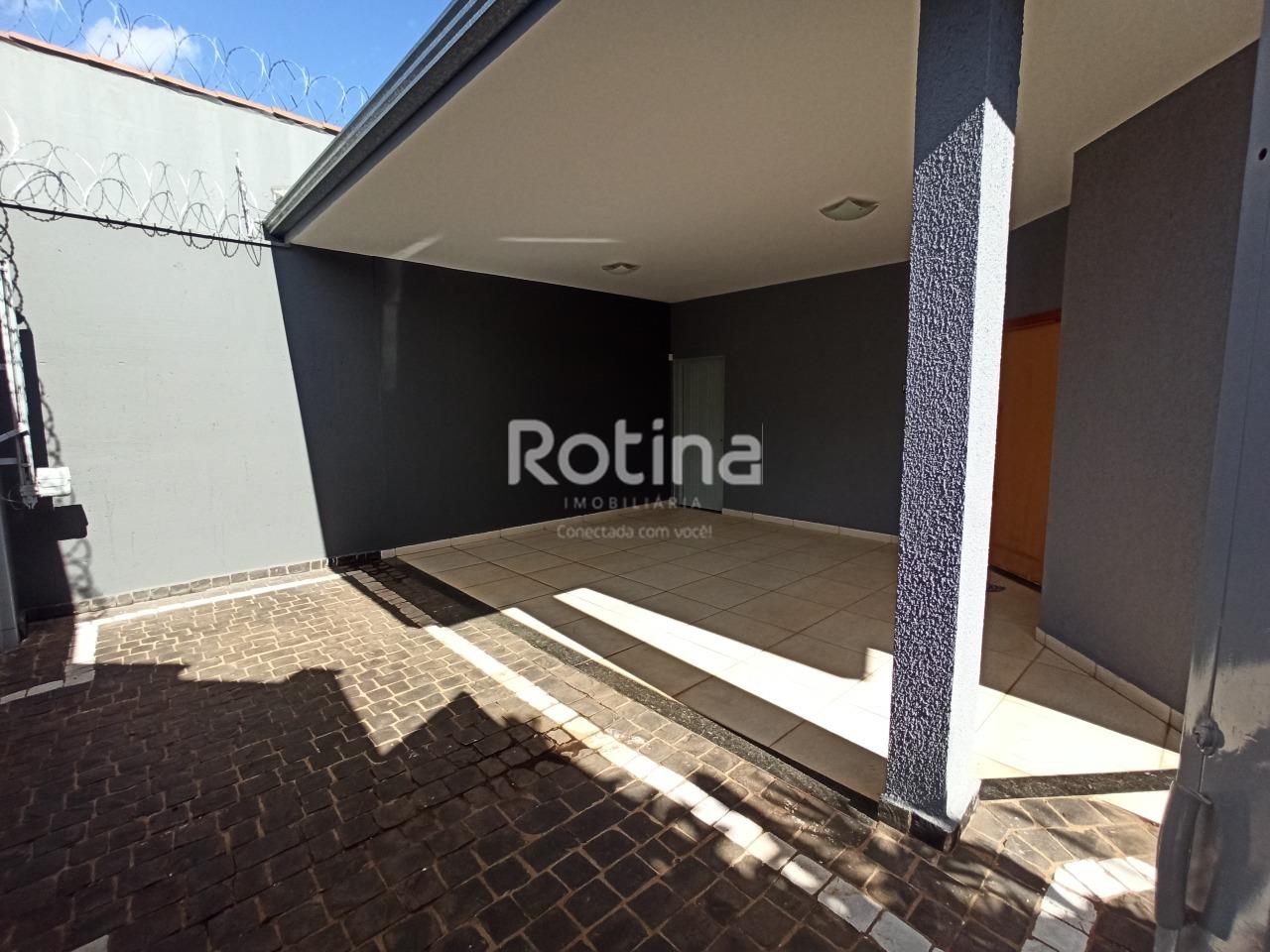 Casa para alugar, 3 quartos em Uberlândia no bairro Cidade Jardim no valor de R$ 4.700,00 - Rotina Imobiliária: 