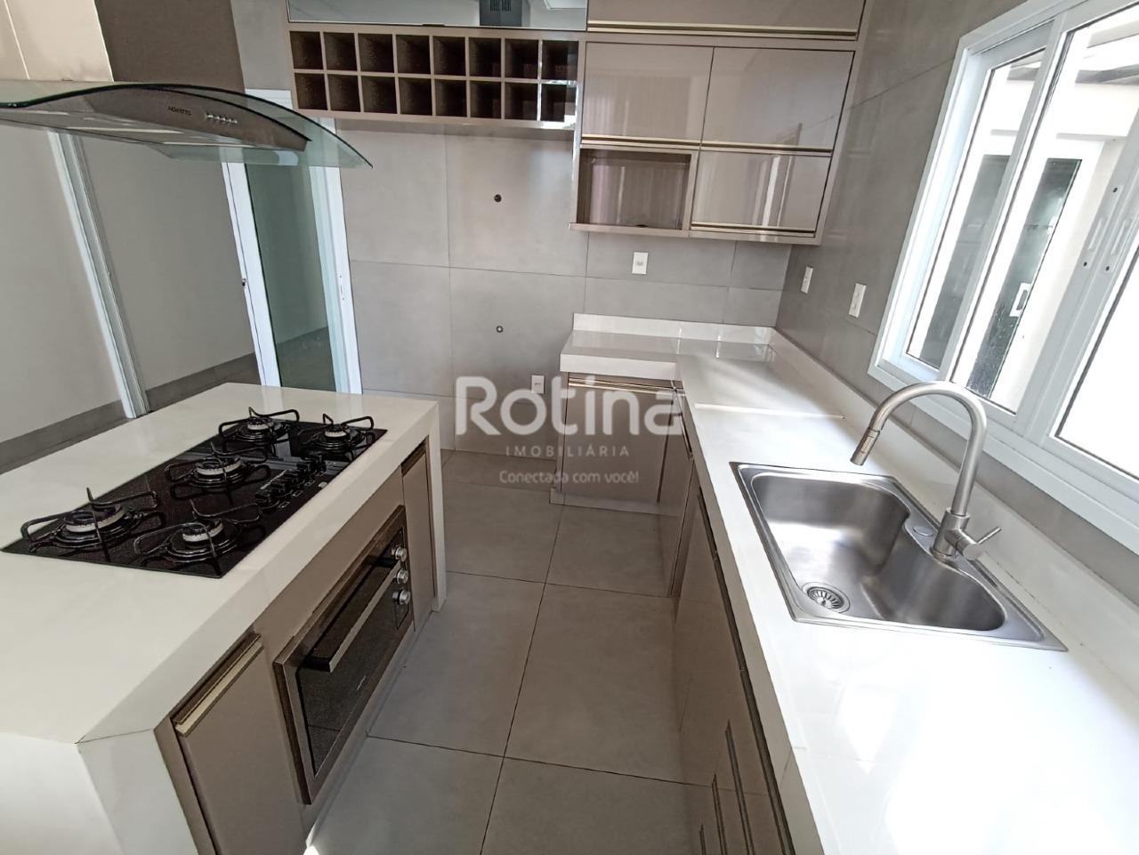 Casa para alugar, 3 quartos em Uberlândia no bairro Jardim Inconfidência no valor de R$ 5.800,00 - Rotina Imobiliária: 