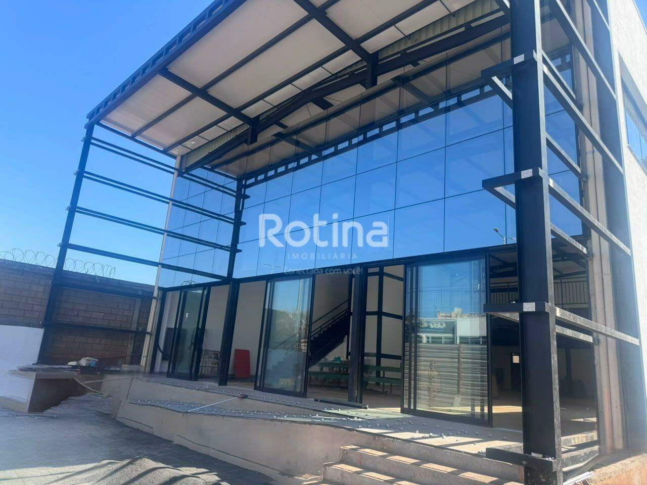Loja para alugar, em Uberlândia no bairro Lídice no valor de R$ 45.000,00 - Rotina Imobiliária: 