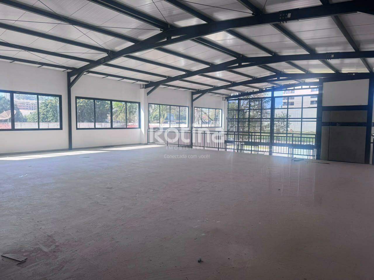Loja para alugar, em Uberlândia no bairro Lídice no valor de R$ 45.000,00 - Rotina Imobiliária: 
