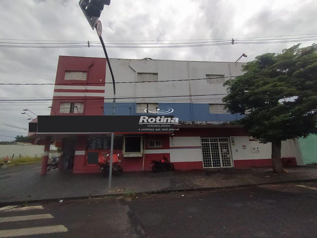 Sala para alugar, em Uberlândia no bairro Presidente Roosevelt no valor de R$ 8.000,00 - Rotina Imobiliária: 