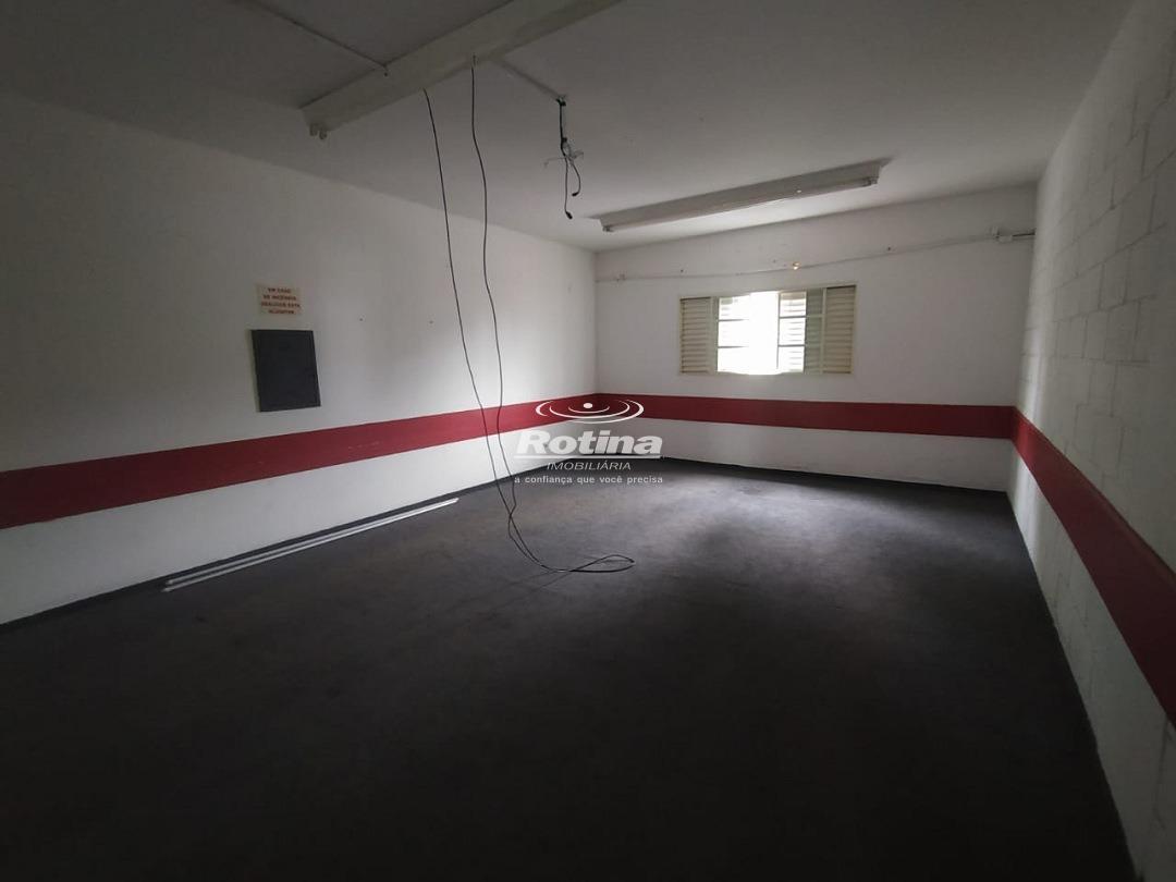 Sala para alugar, em Uberlândia no bairro Presidente Roosevelt no valor de R$ 8.000,00 - Rotina Imobiliária: 