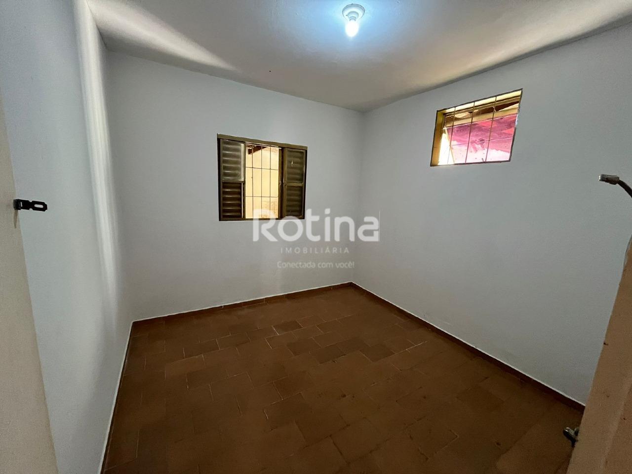 Casa para alugar, 2 quartos em Uberlândia no bairro Nossa Senhora Aparecida no valor de R$ 1.200,00 - Rotina Imobiliária: 
