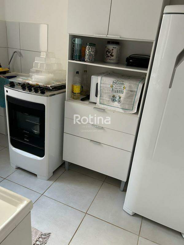 Apartamento para alugar, 2 quartos em Uberlândia no bairro Jardim Patrícia no valor de R$ 1.650,00 - Rotina Imobiliária: 
