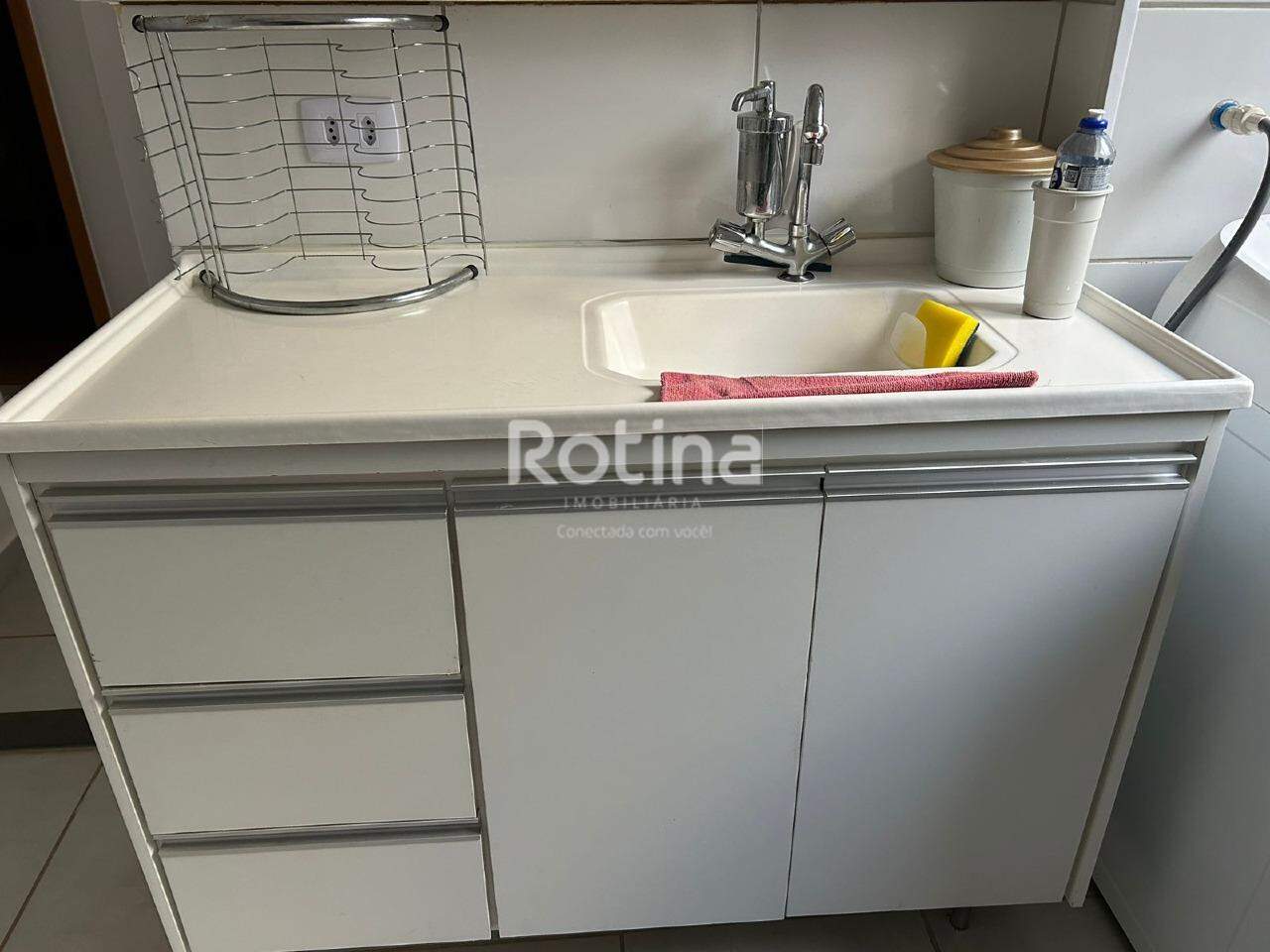 Apartamento para alugar, 2 quartos em Uberlândia no bairro Jardim Patrícia no valor de R$ 1.650,00 - Rotina Imobiliária: 