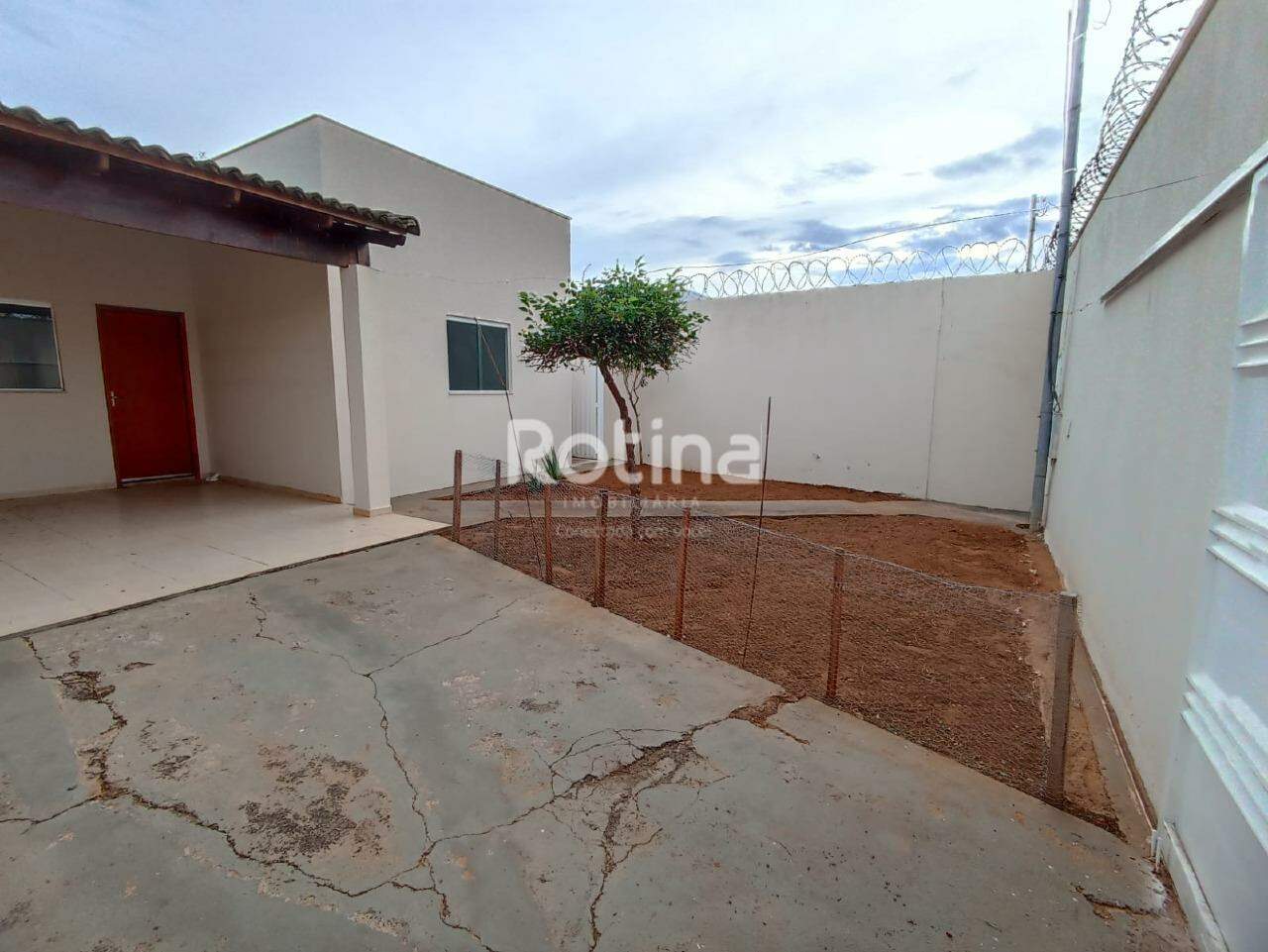 Casa à venda, 2 quartos em Uberlândia no bairro Shopping Park no valor de R$ 390.000,00 - Rotina Imobiliária: 
