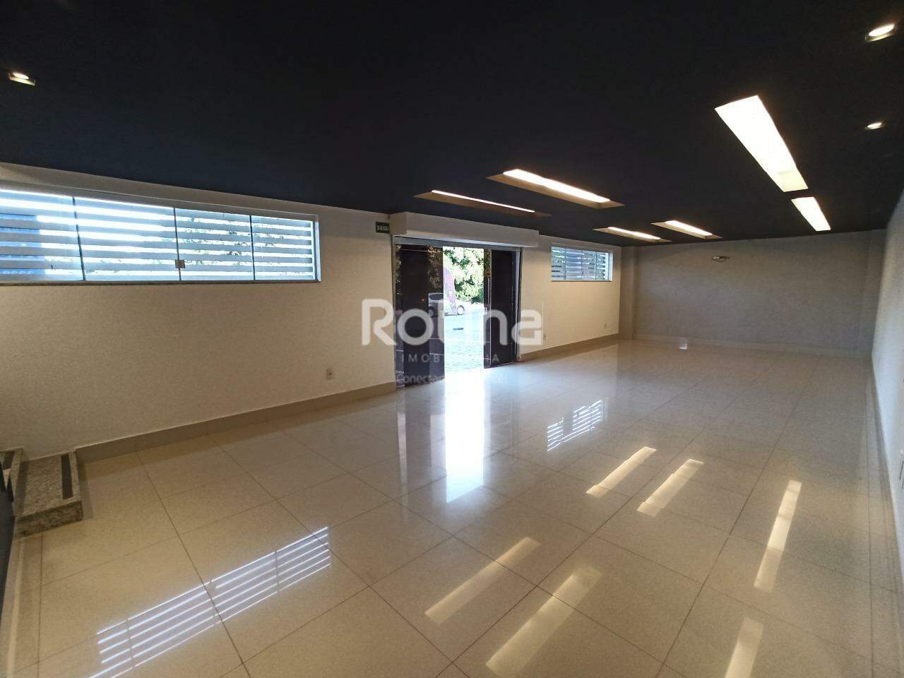 Loja para alugar, em Uberlândia no bairro Daniel Fonseca no valor de R$ 12.000,00 - Rotina Imobiliária: 