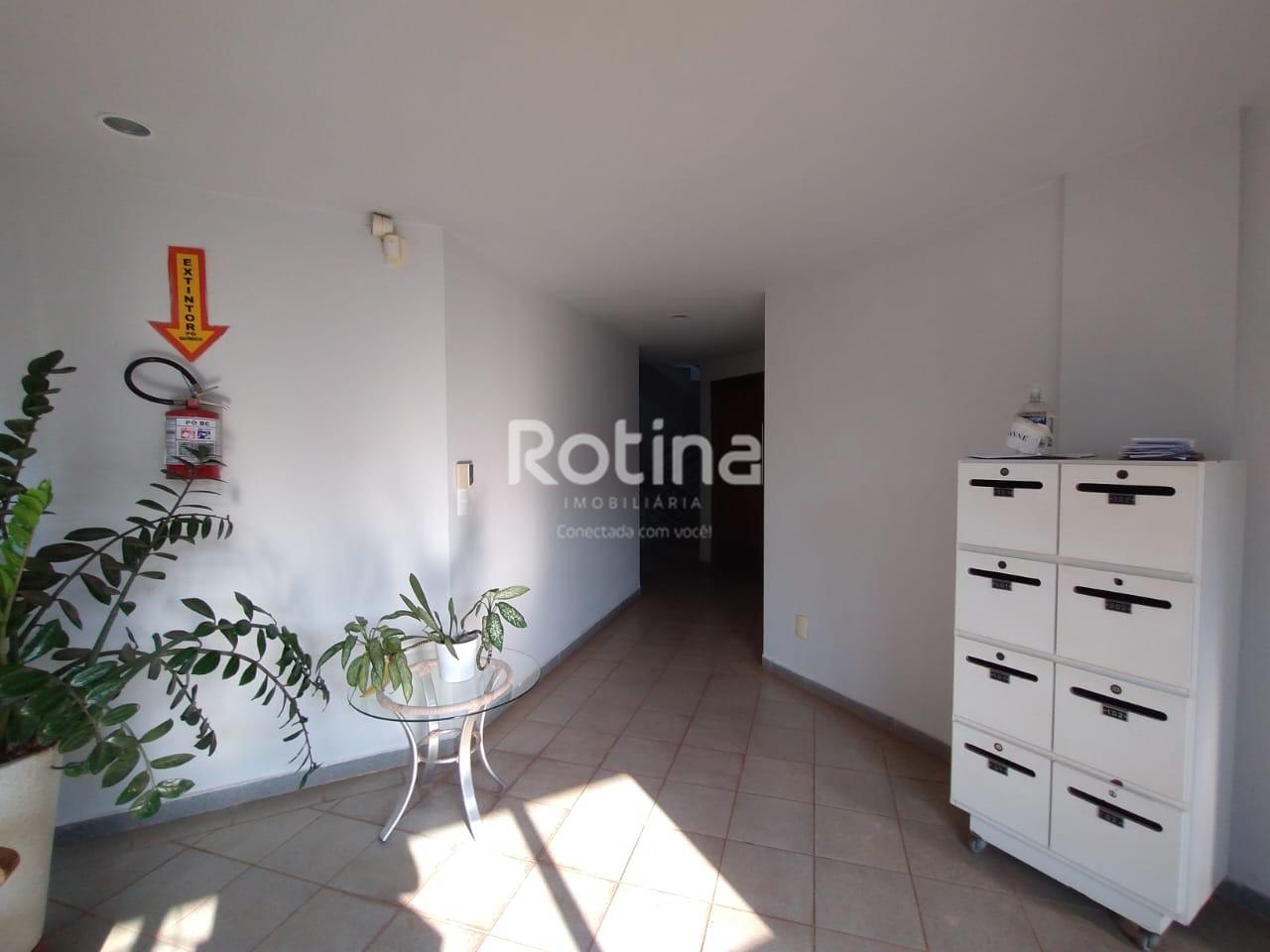 Apartamento para alugar, 3 quartos em Uberlândia no bairro Morada da Colina no valor de R$ 2.000,00 - Rotina Imobiliária: 