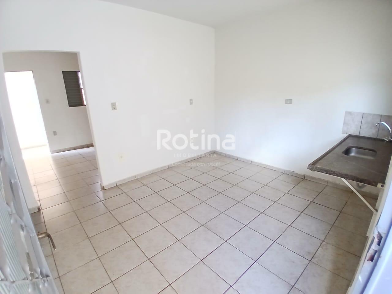 Casa para alugar, 2 quartos em Uberlândia no bairro Segismundo Pereira no valor de R$ 1.200,00 - Rotina Imobiliária: 