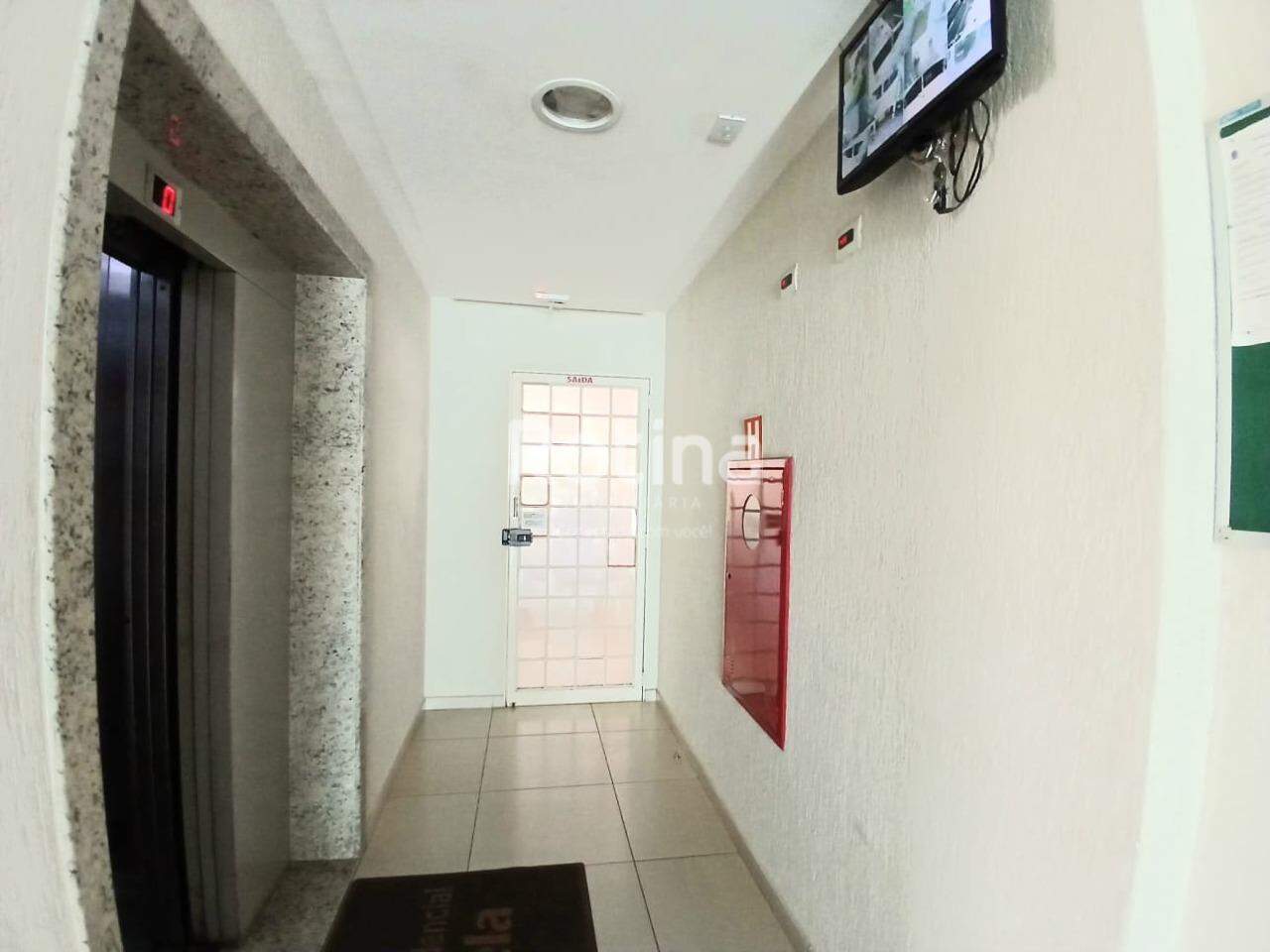 Apartamento para alugar, 3 quartos em Uberlândia no bairro Nossa Senhora Aparecida no valor de R$ 3.500,00 - Rotina Imobiliária: 