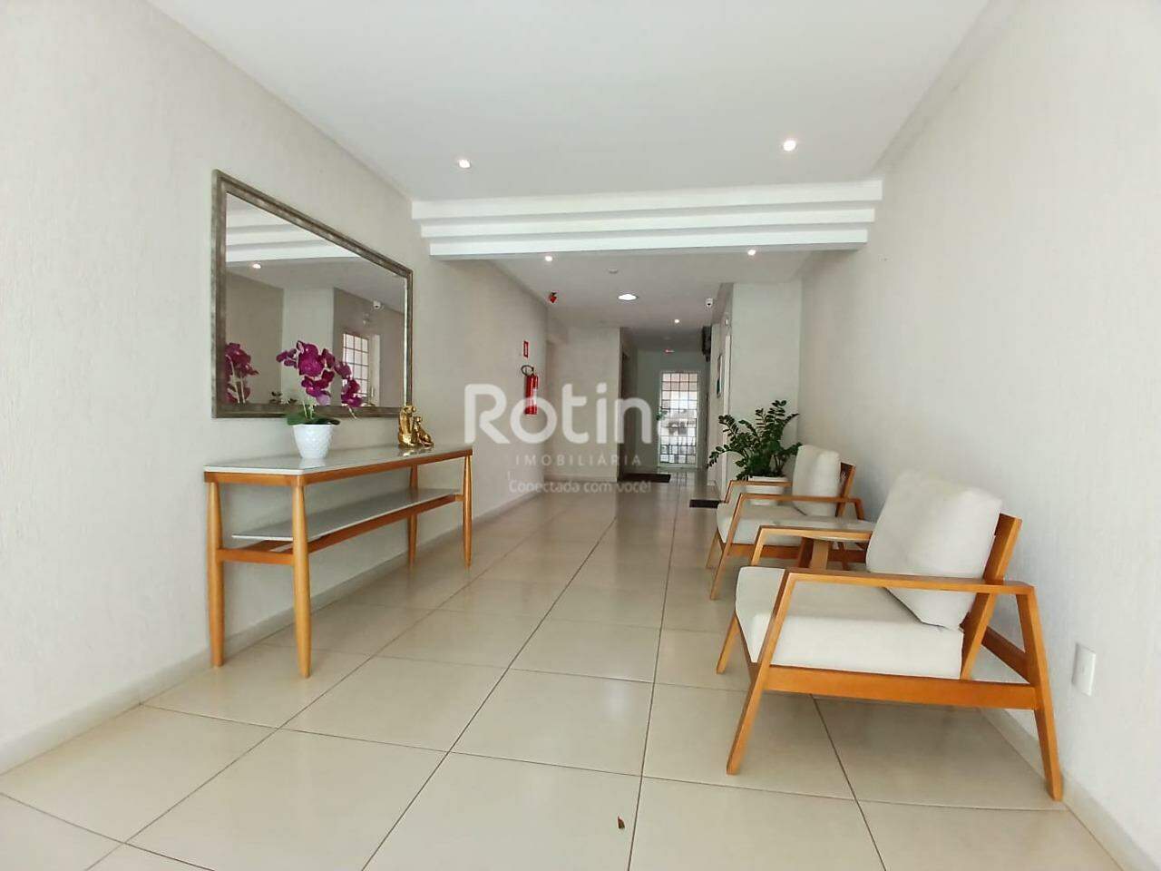 Apartamento para alugar, 3 quartos em Uberlândia no bairro Nossa Senhora Aparecida no valor de R$ 3.500,00 - Rotina Imobiliária: 