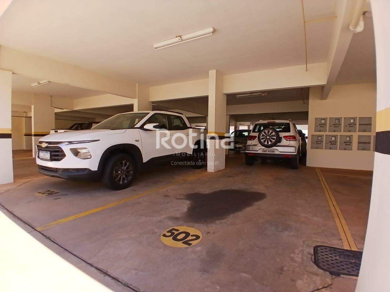 Apartamento para alugar, 3 quartos em Uberlândia no bairro Nossa Senhora Aparecida no valor de R$ 3.500,00 - Rotina Imobiliária: 
