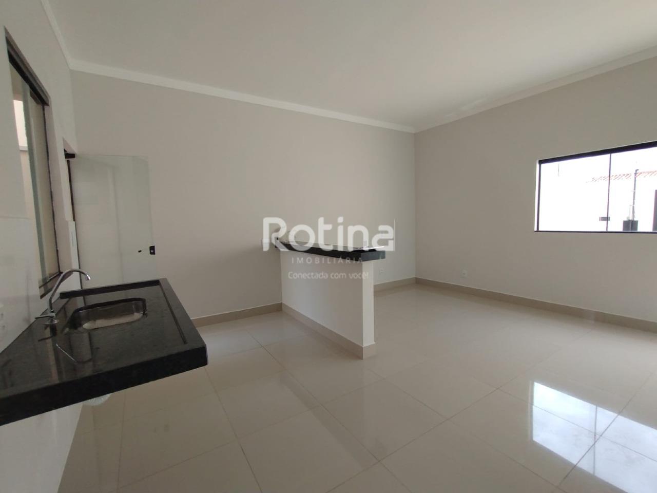 Casa para alugar, 2 quartos em Uberlândia no bairro Laranjeiras no valor de R$ 1.700,00 - Rotina Imobiliária: 