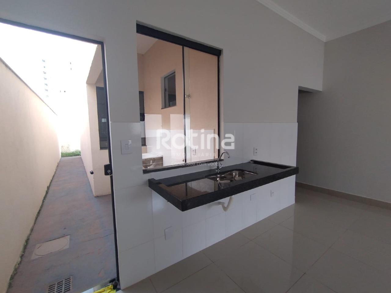 Casa para alugar, 2 quartos em Uberlândia no bairro Laranjeiras no valor de R$ 1.700,00 - Rotina Imobiliária: 