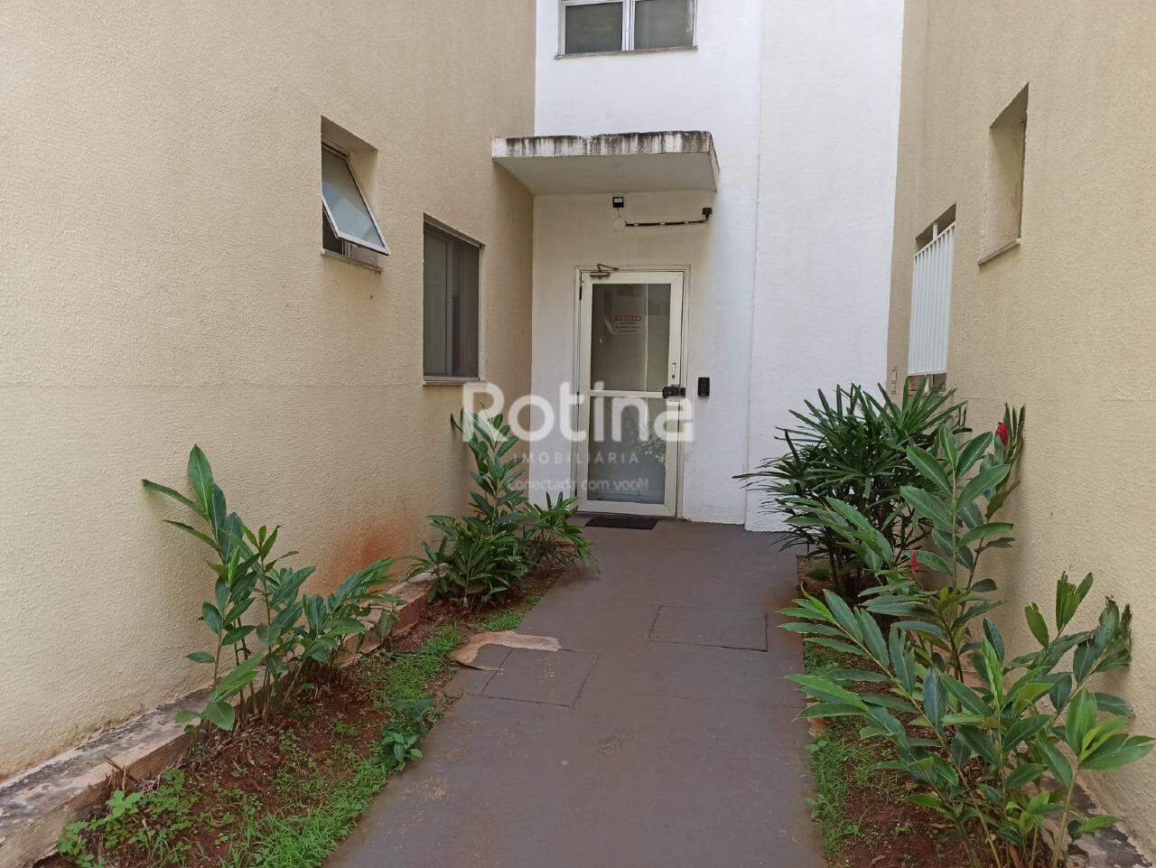 Apartamento para alugar, 2 quartos em Uberlândia no bairro Chacaras Tubalina e Quartel no valor de R$ 900,00 - Rotina Imobiliária: 