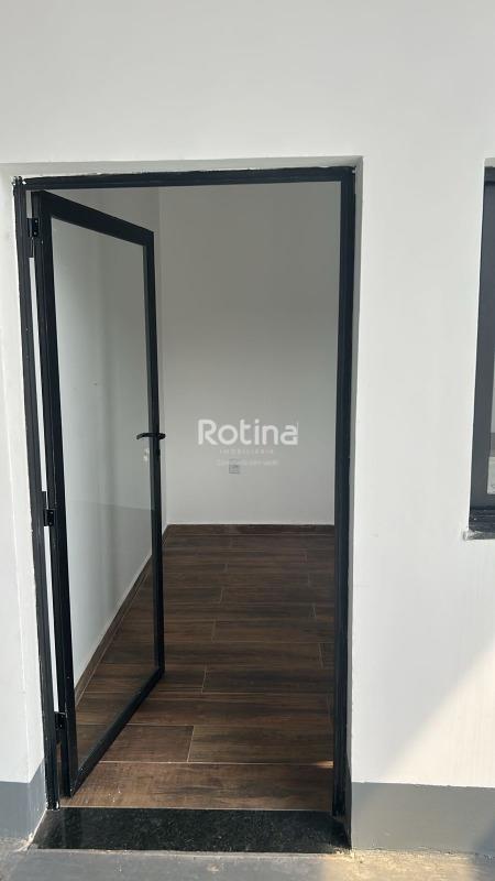 Galpão para alugar, em Uberlândia no bairro Alto Umuarama no valor de R$ 7.000,00 - Rotina Imobiliária: 