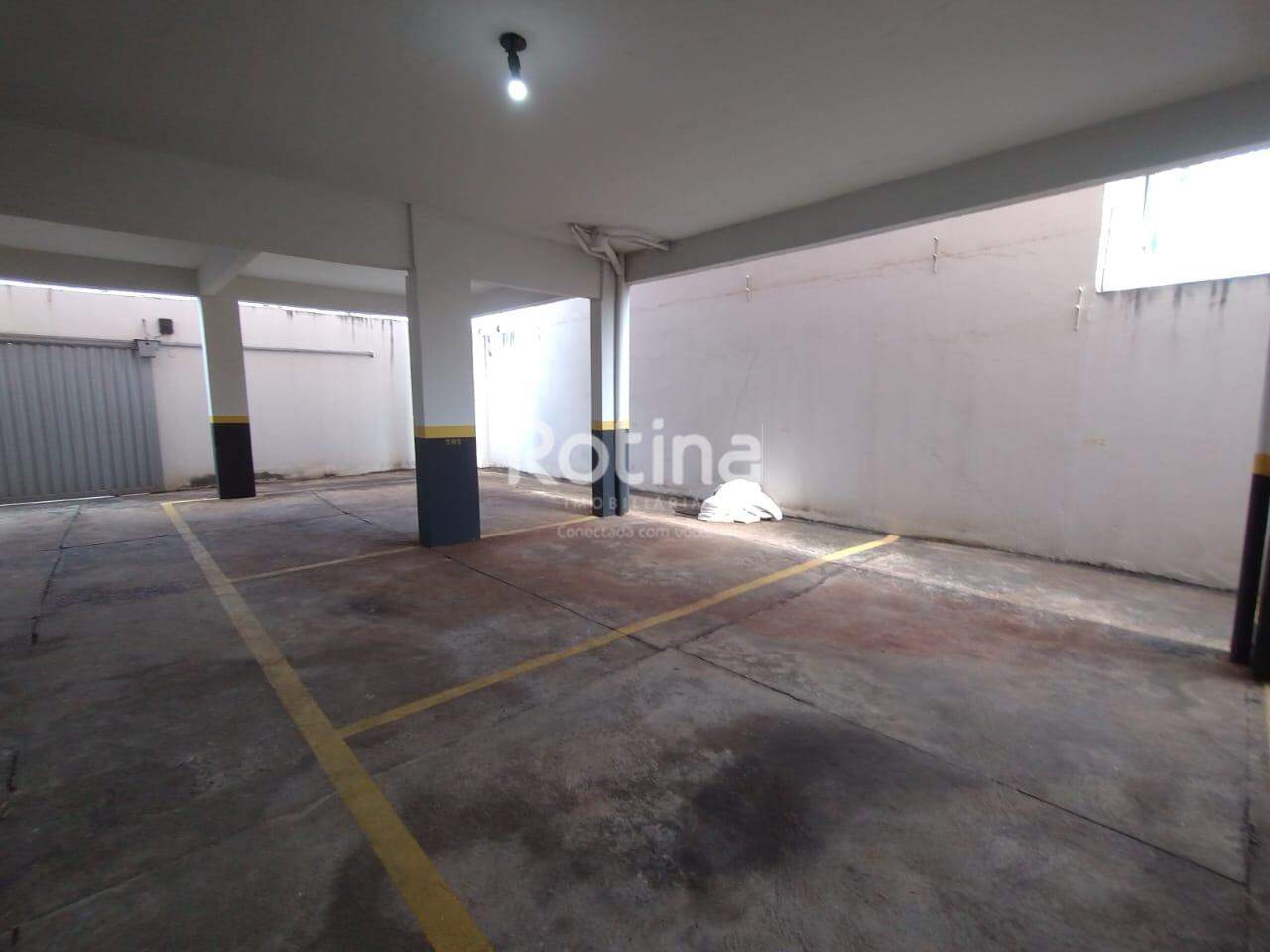 Apartamento para alugar, 2 quartos em Uberlândia no bairro Brasil no valor de R$ 1.350,00 - Rotina Imobiliária: 