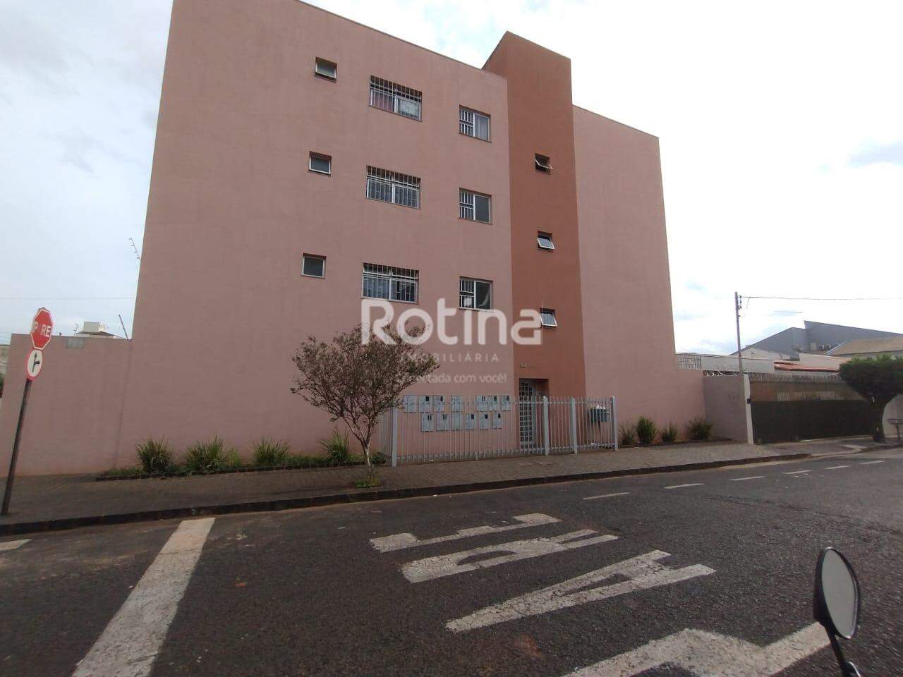 Apartamento para alugar, 2 quartos em Uberlândia no bairro Brasil no valor de R$ 1.350,00 - Rotina Imobiliária: 