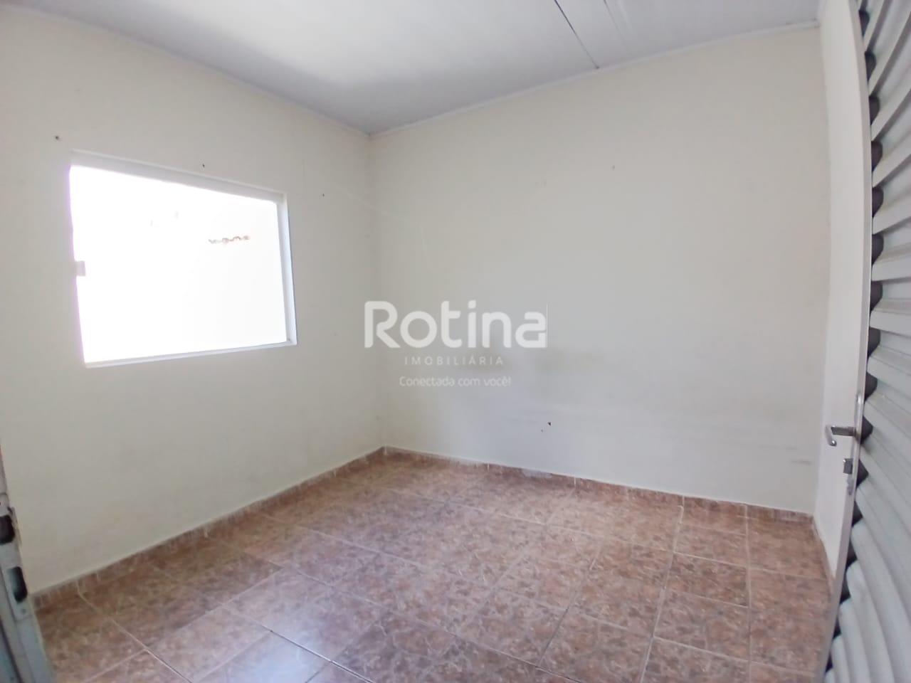 Casa para alugar, 2 quartos em Uberlândia no bairro Morumbi no valor de R$ 750,00 - Rotina Imobiliária: 