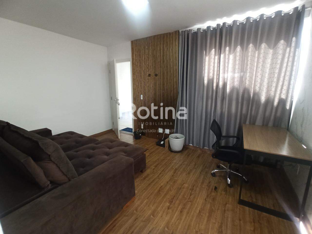 Apartamento para alugar, 2 quartos em Uberlândia no bairro Chacaras Tubalina e Quartel no valor de R$ 1.400,00 - Rotina Imobiliária: 