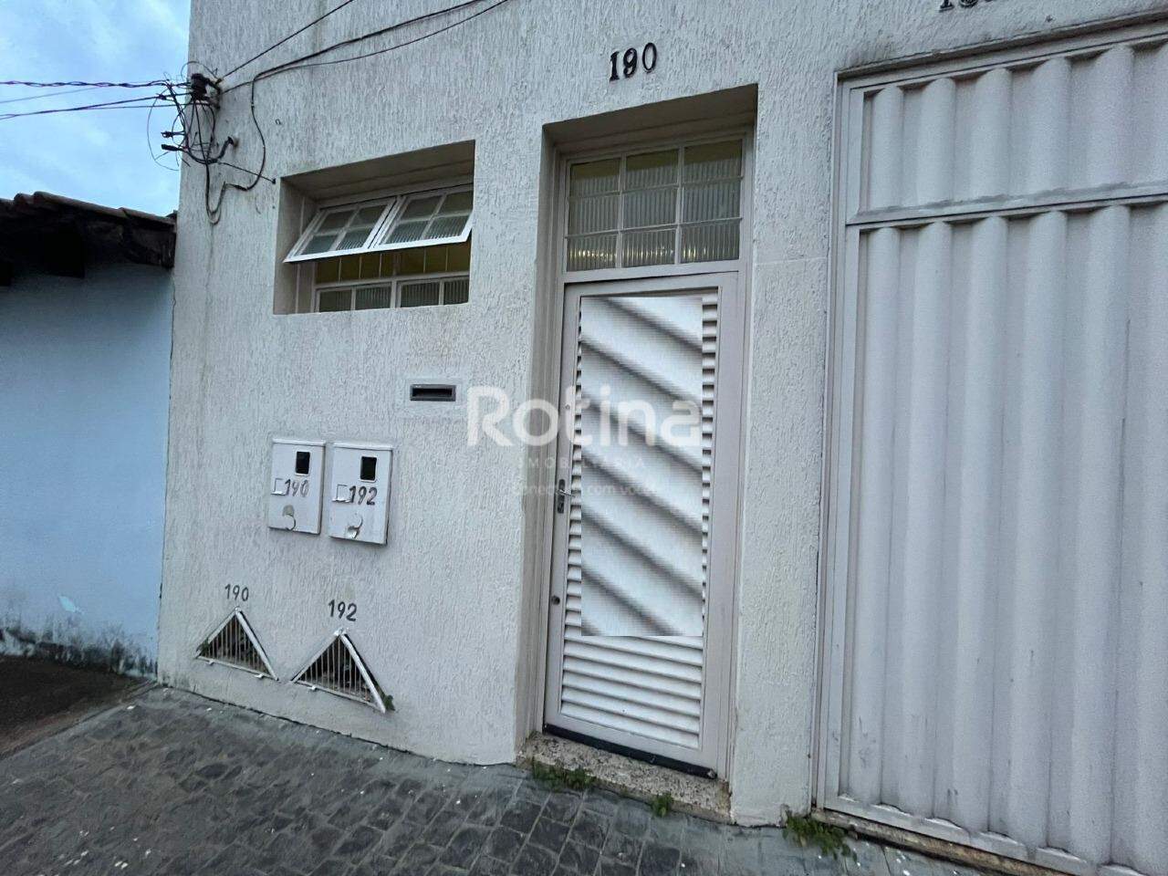 Kitnet para alugar, 1 quarto em Uberlândia no bairro Tibery no valor de R$ 950,00 - Rotina Imobiliária: 