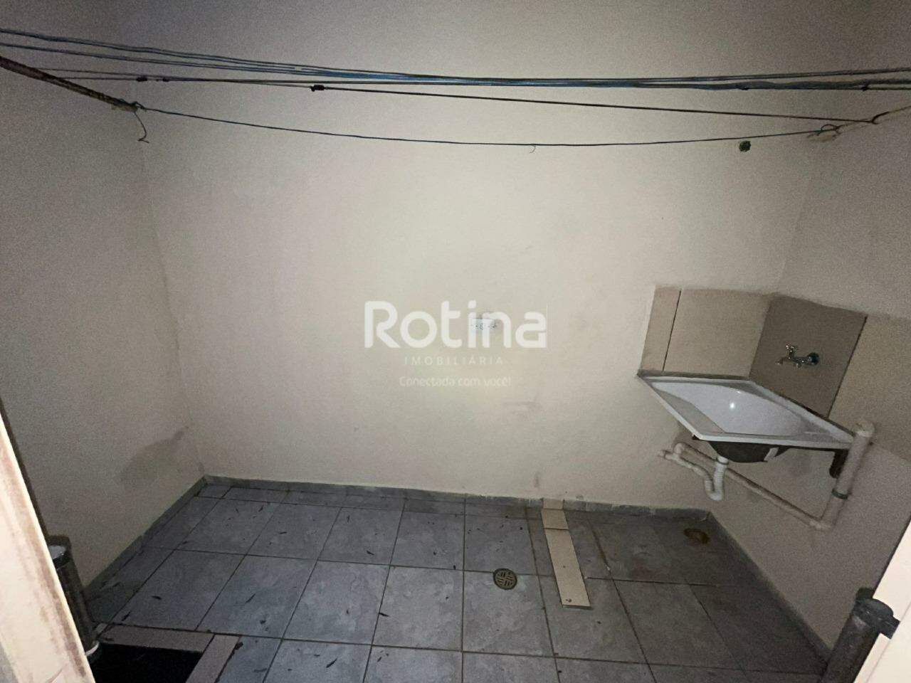 Kitnet para alugar, 1 quarto em Uberlândia no bairro Tibery no valor de R$ 950,00 - Rotina Imobiliária: 