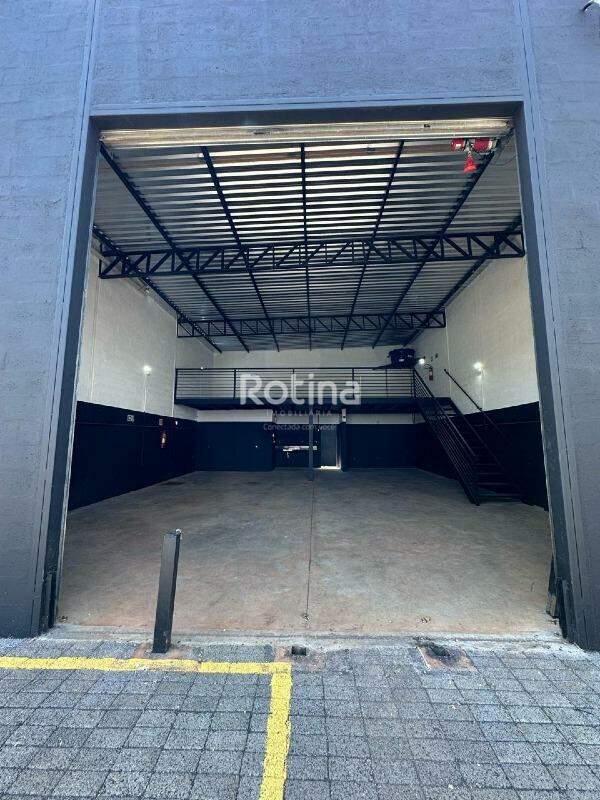 Galpão para alugar, em Uberlândia no bairro Pampulha no valor de R$ 4.500,00 - Rotina Imobiliária: 