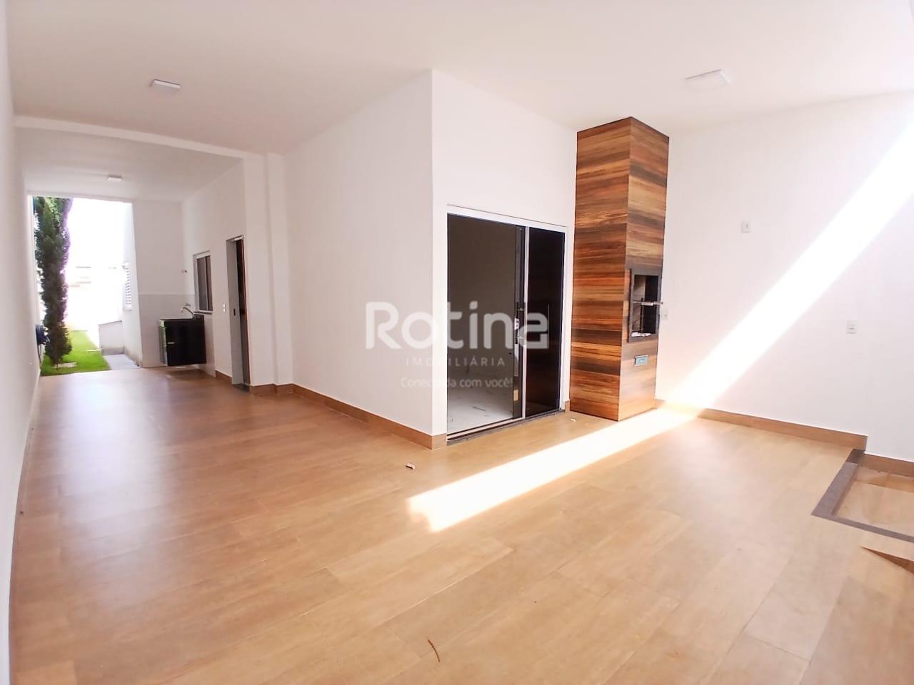 Casa para alugar, 3 quartos em Uberlândia no bairro Novo Mundo no valor de R$ 3.000,00 - Rotina Imobiliária: 