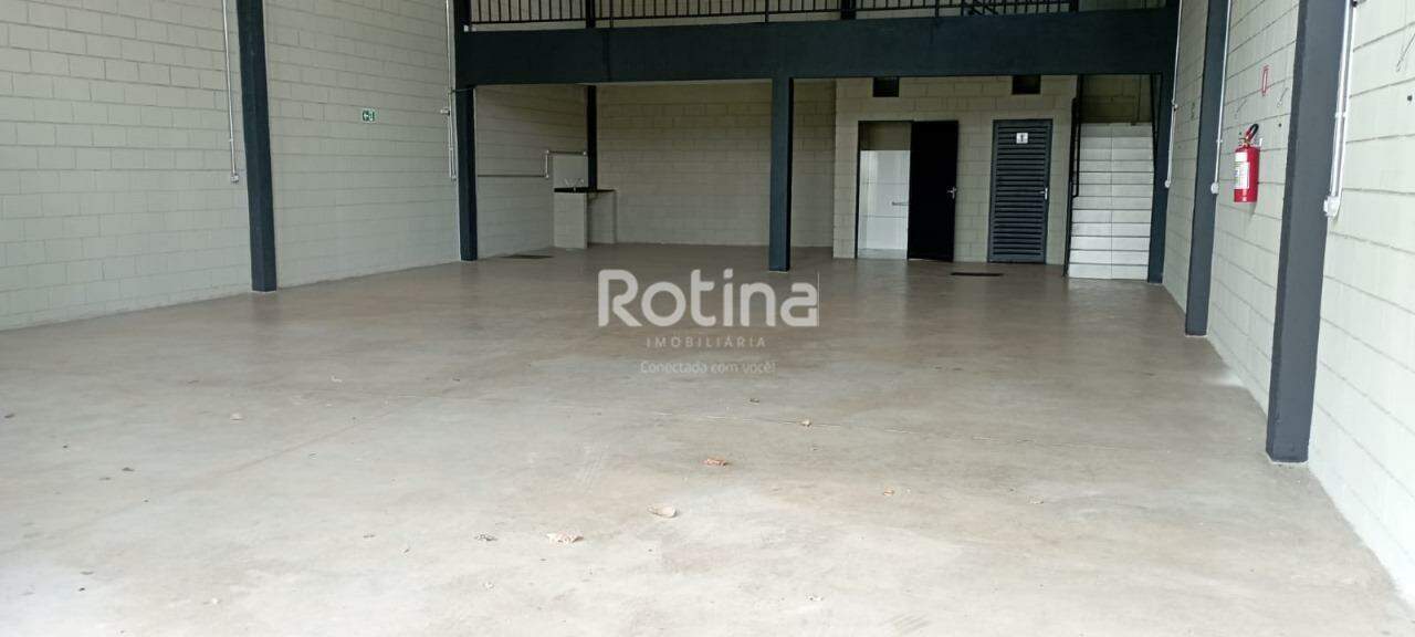Galpão para alugar, em Uberlândia no bairro Jaraguá no valor de R$ 6.000,00 - Rotina Imobiliária: 