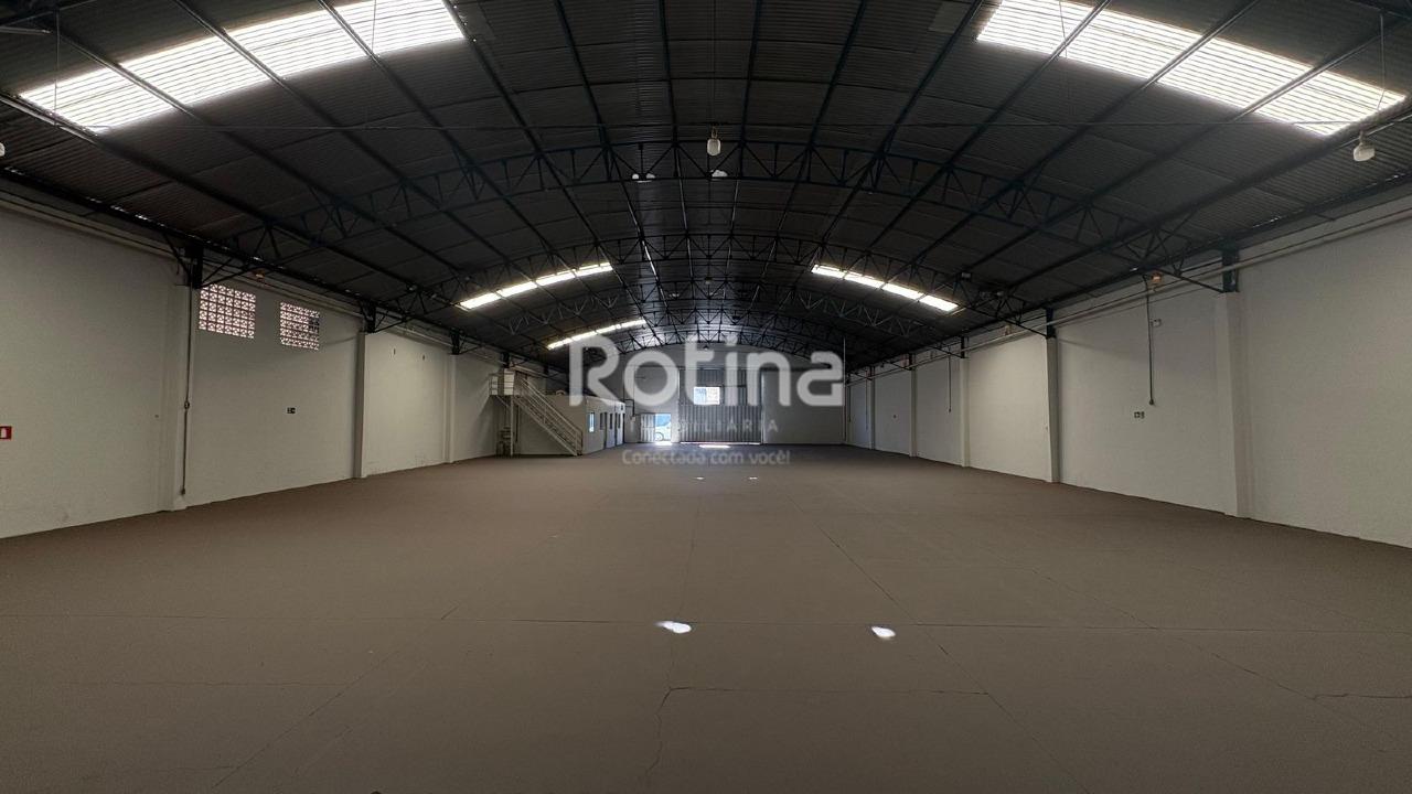 Galpão para alugar, em Uberlândia no bairro Nossa Senhora das Graças no valor de R$ 17.000,00 - Rotina Imobiliária: 
