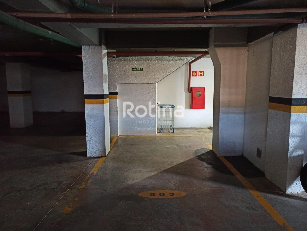 Apartamento para alugar, 2 quartos em Uberlândia no bairro Aclimação no valor de R$ 2.500,00 - Rotina Imobiliária: 