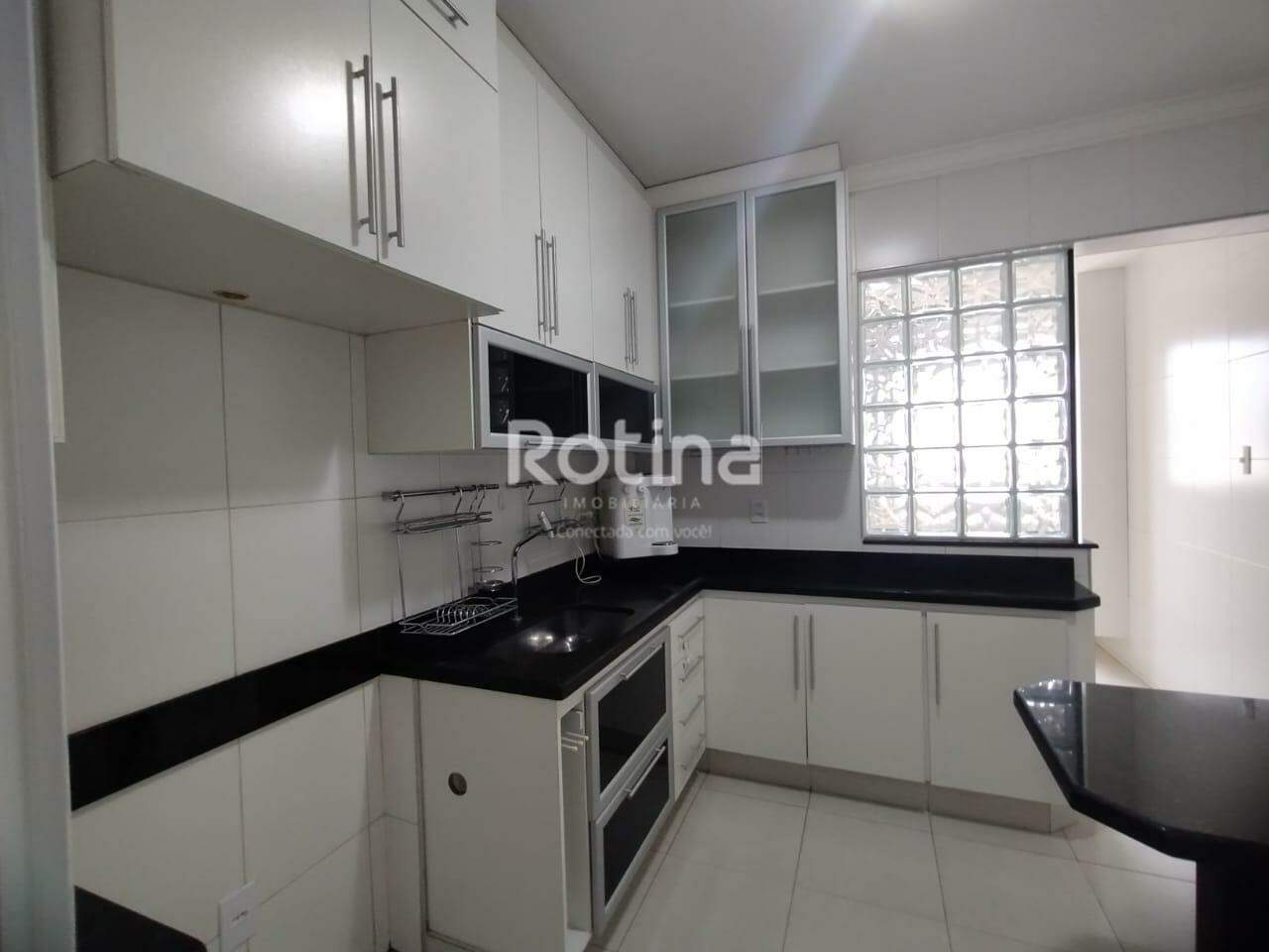 Apartamento à venda, 3 quartos em Uberlândia no bairro Santa Mônica no valor de R$ 690.000,00 - Rotina Imobiliária: 
