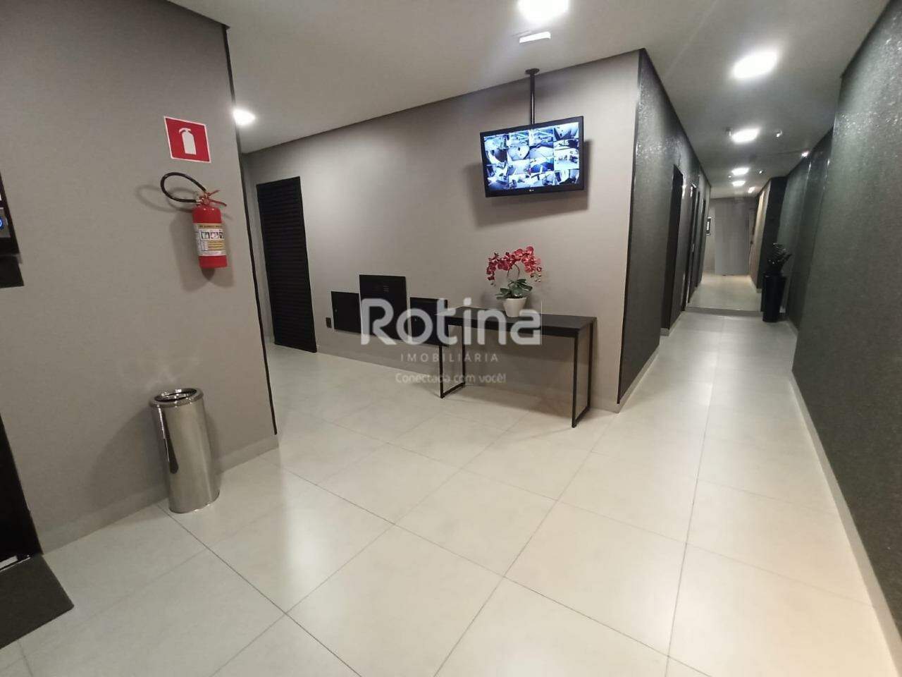 Apartamento para alugar, 3 quartos em Uberlândia no bairro Chacaras Tubalina e Quartel no valor de R$ 2.550,00 - Rotina Imobiliária: 
