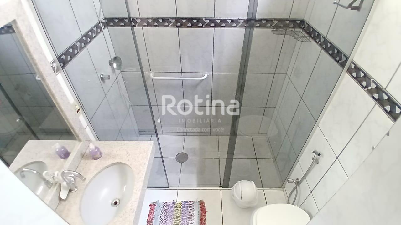Casa à venda, 3 quartos em Uberlândia no bairro Nossa Senhora Aparecida no valor de R$ 830.000,00 - Rotina Imobiliária: 