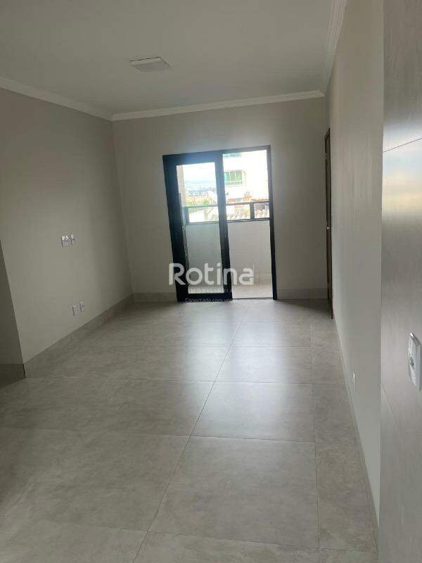 Apartamento à venda, 3 quartos em Uberlândia no bairro Tibery no valor de R$ 440.000,00 - Rotina Imobiliária: 