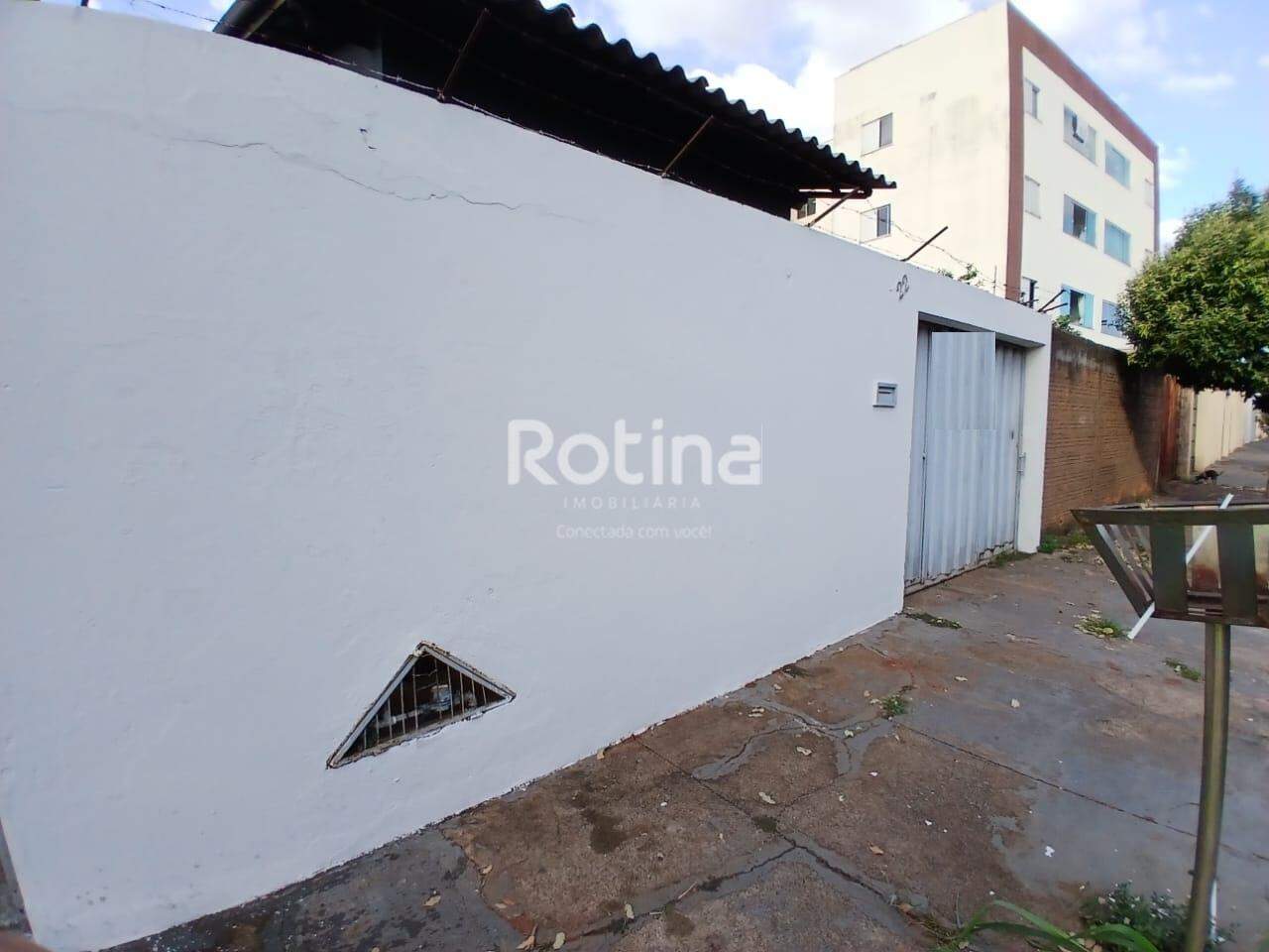 Casa para alugar, 2 quartos em Uberlândia no bairro Jardim Patrícia no valor de R$ 1.300,00 - Rotina Imobiliária: 