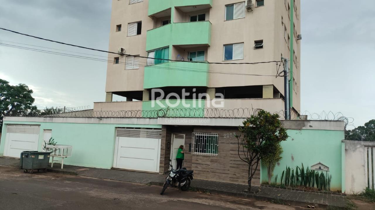 Apartamento para alugar, 2 quartos em Uberlândia no bairro Santa Mônica no valor de R$ 3.000,00 - Rotina Imobiliária: 