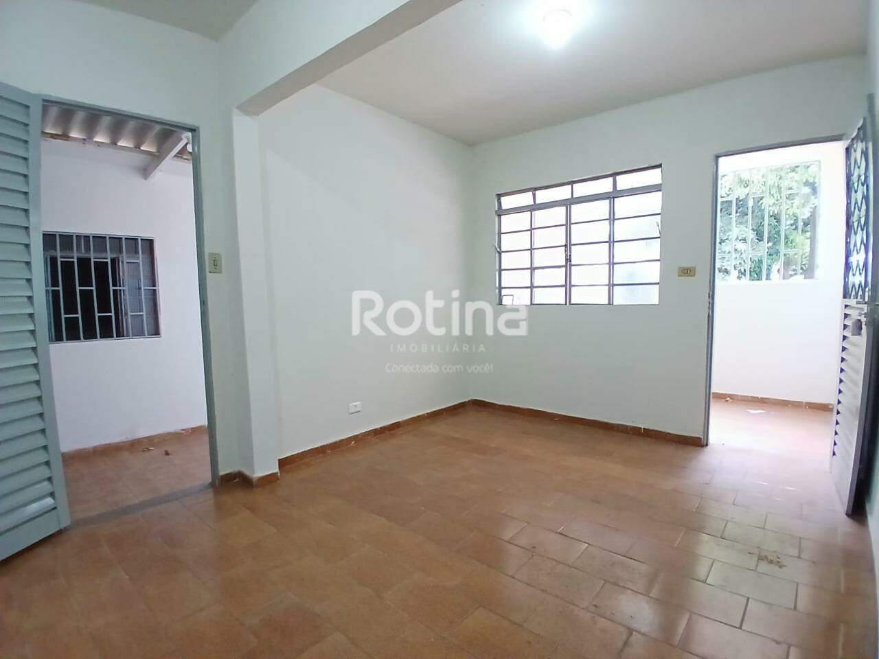 Casa para alugar, 2 quartos em Uberlândia no bairro Cruzeiro do Sul no valor de R$ 1.000,00 - Rotina Imobiliária: 