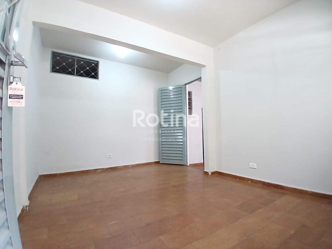 Casa para alugar, 2 quartos em Uberlândia no bairro Cruzeiro do Sul no valor de R$ 1.000,00 - Rotina Imobiliária: 
