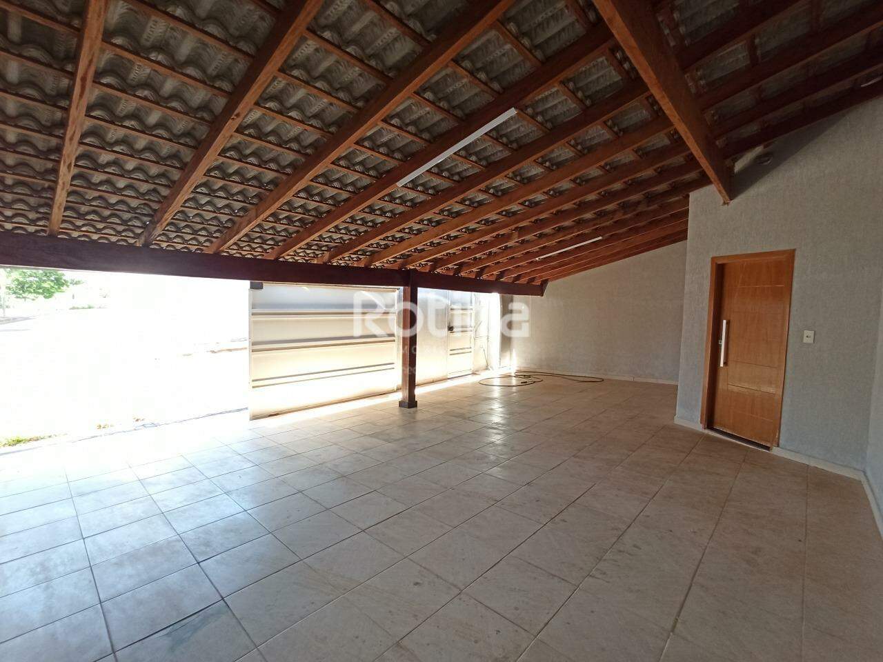 Casa para alugar, 2 quartos em Uberlândia no bairro Jardim Europa no valor de R$ 3.300,00 - Rotina Imobiliária: 